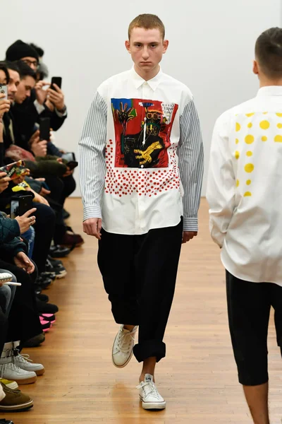 Look 26